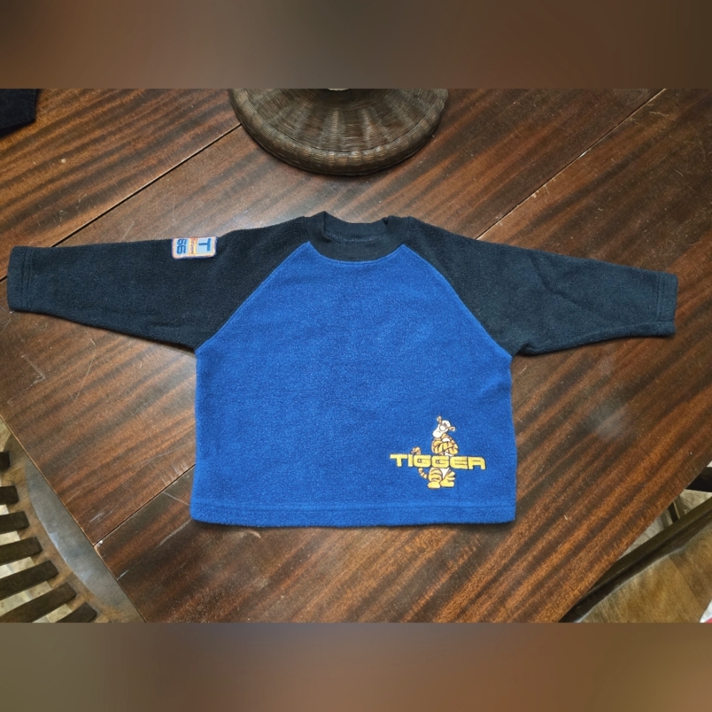 VTG Kids Blue and Black Tigger Sweatshirt